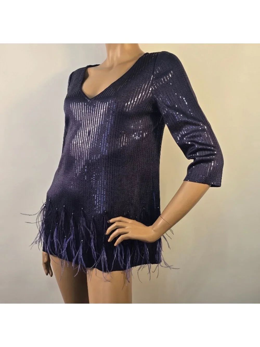 St John Evening Marie Gray Tunic Shimmering Top Sz S Feathers Accent Beads $1495